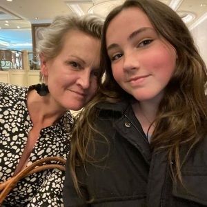 Meet your Posher, Charlotte